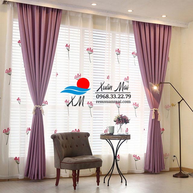 Lắp đặt rèm cửa giúp trang trí không gian thêm đẹp mắt