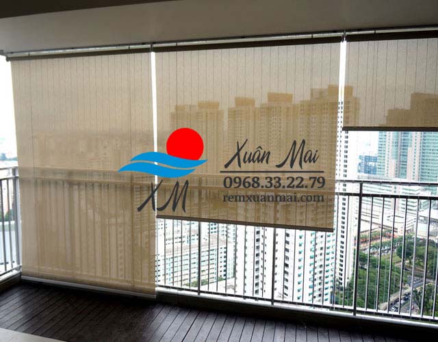 Rèm cuốn được trang bị cáp cố định an toàn