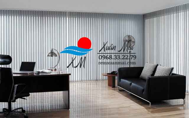 Rèm kéo lá dọc ấn tượng